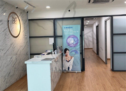 南京康贝佳口腔医院新模范马路店地址揭秘！专业医生坐诊，收费透明超划算 